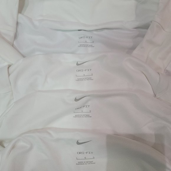 Nike dri fit white running shorts set of 4. pocket on back with lining size Larg - Picture 8 of 13